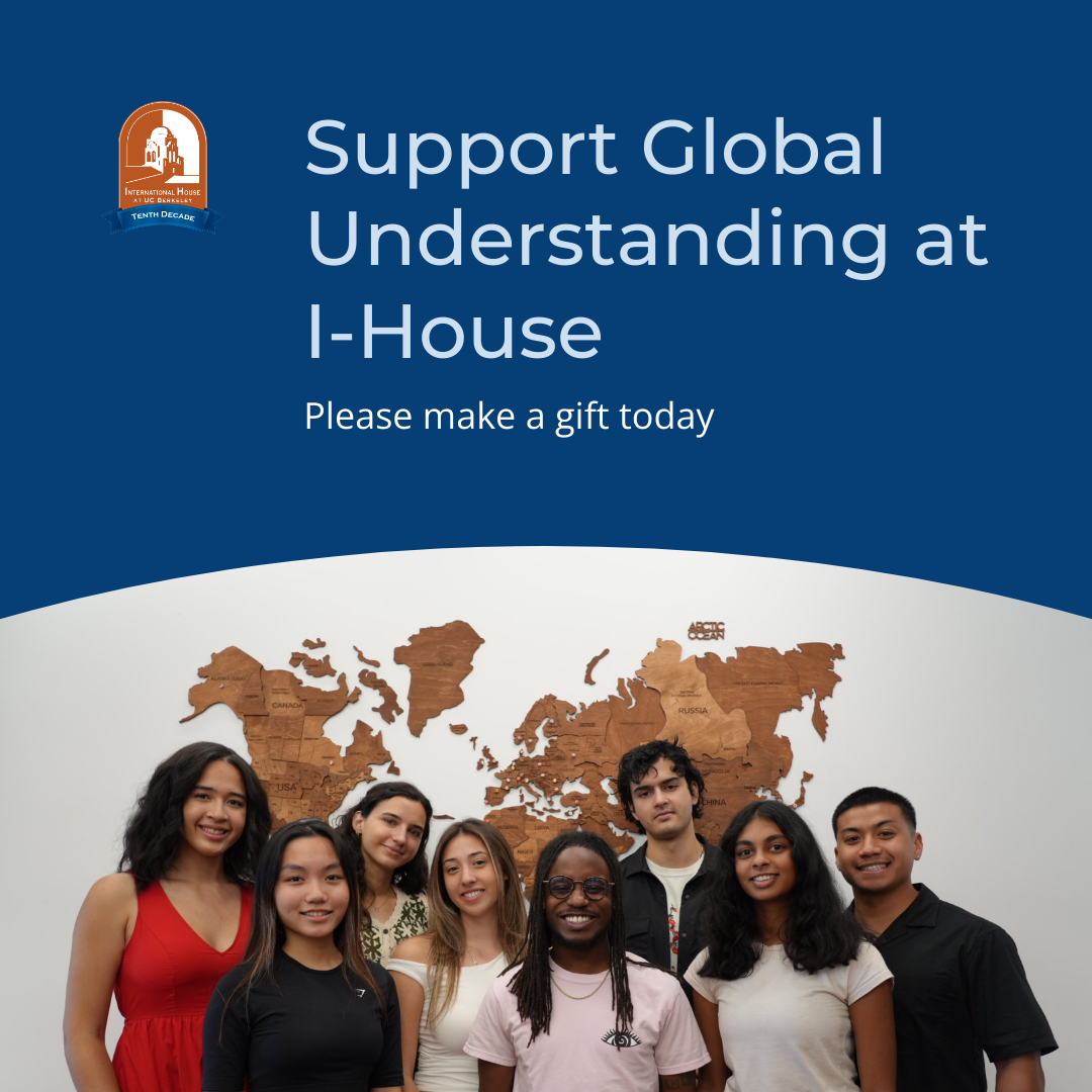 Support Global Understanding - photo of 8 Resident Advisors